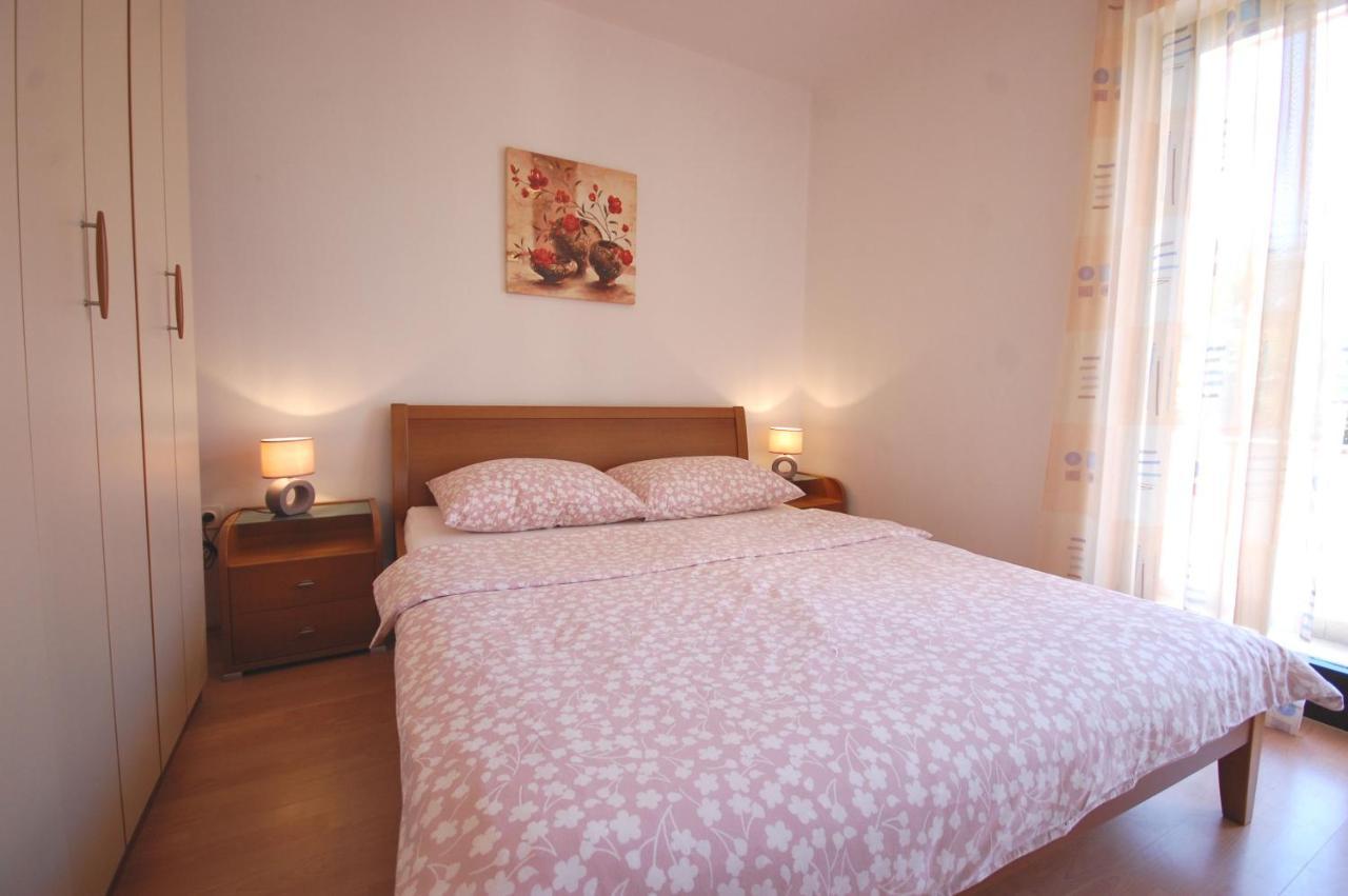 Apartments Andrea By El-Pi Tours Njivice Luaran gambar