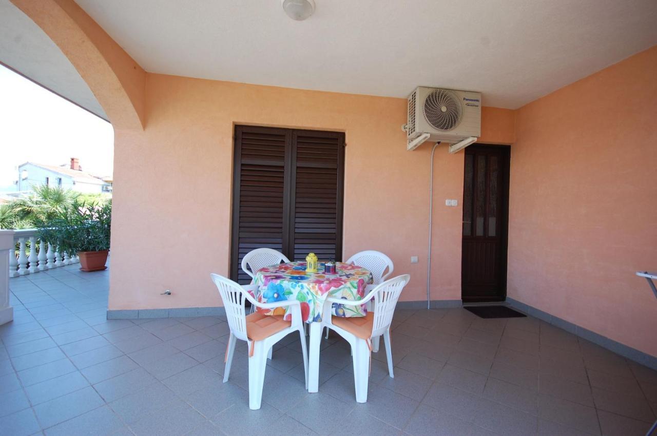 Apartments Andrea By El-Pi Tours Njivice Luaran gambar