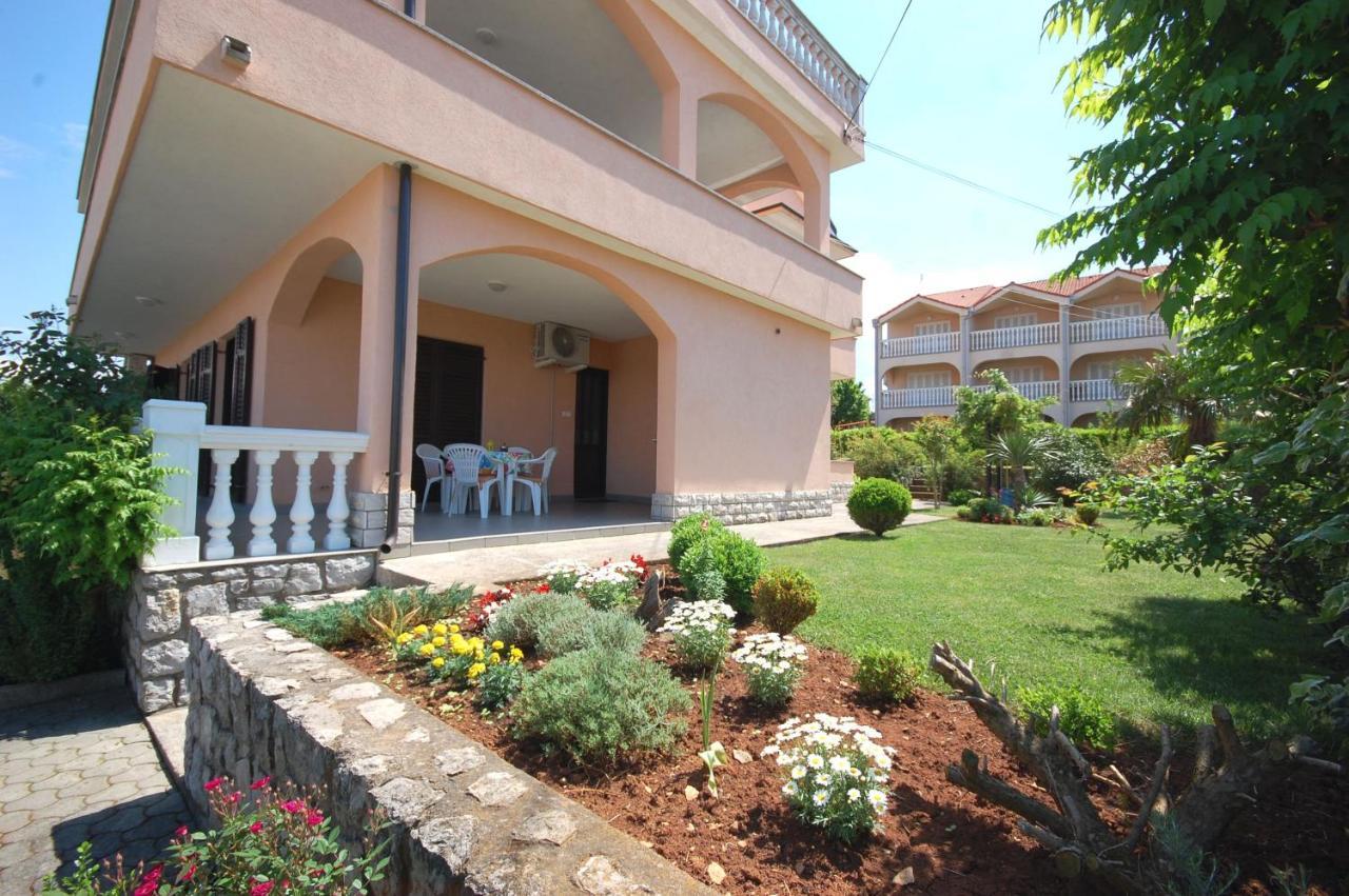 Apartments Andrea By El-Pi Tours Njivice Luaran gambar