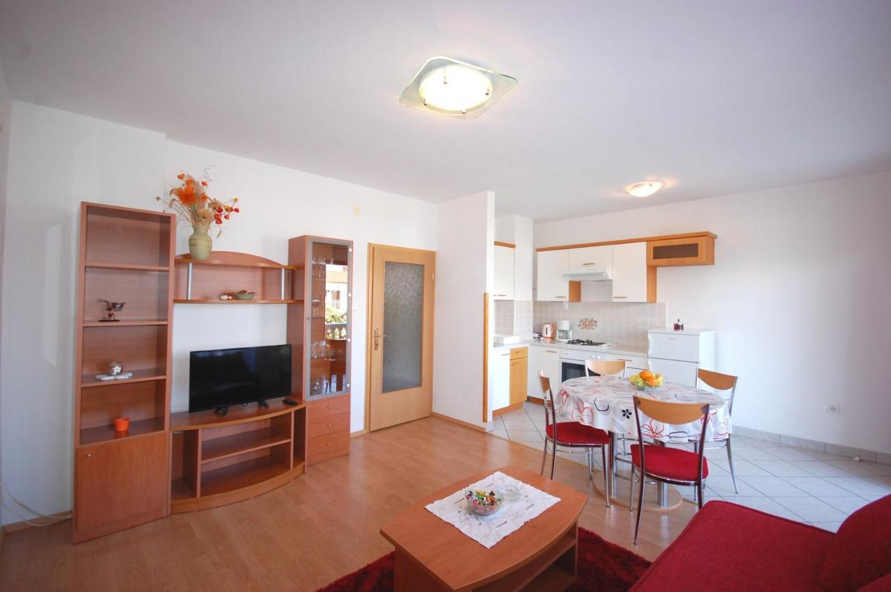 Apartments Andrea By El-Pi Tours Njivice Luaran gambar